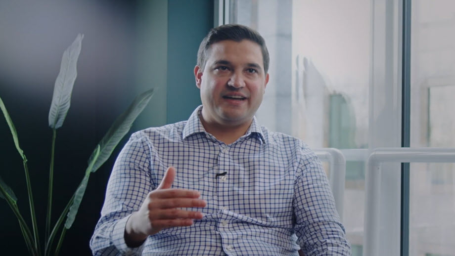 Baris Akcora Video Cover